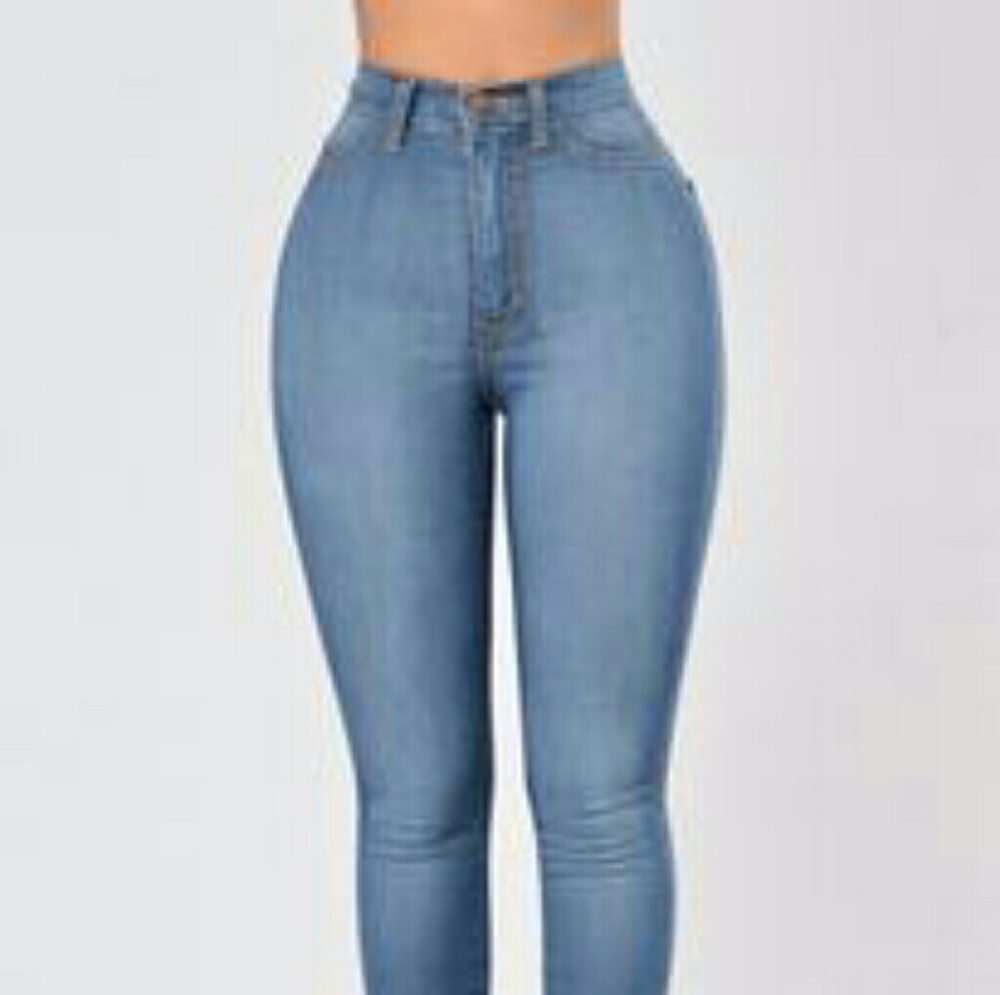 Fashion nova jeans